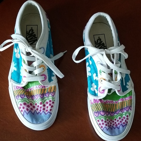 Vans Shoes - Van's off the wall tennis shoes